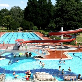 Freizeit- und Familienbad.