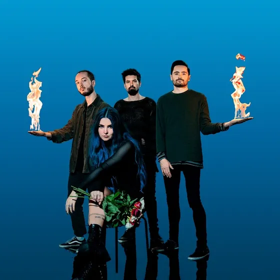 Bild: As December Falls