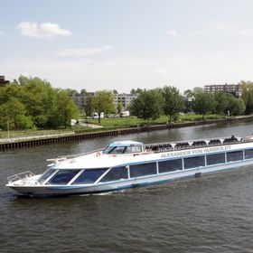 Bild: Party-Fahrt zum Köpenicker Sommer - Hafen Treptow