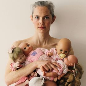 Bild: Motherhood - Lucy Wirth