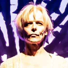 Bild: David Bowie Asteroid 342843 - Theater Kempten