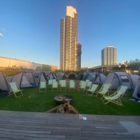 Bild: Skyline Camping - Eine Nacht über den Dächern der Stadt!