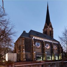 Bild: Sankt Peter Jugend-Kultur-Kirche Frankfurt am Main