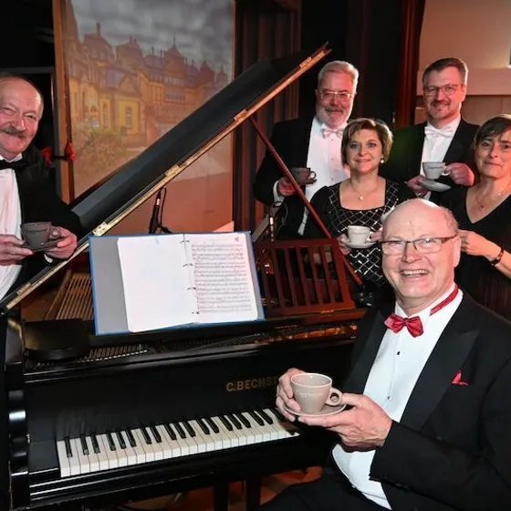 Bild: Waldeckisches Salonorchester Cappuccino