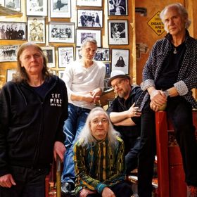 Bild: The Electric Family