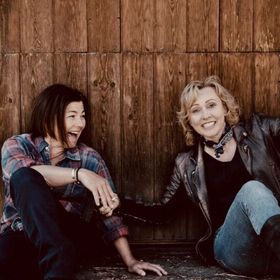 Bild: Thelma und Louise - Claudia Schmutzler & Dana Golombeck