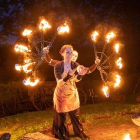 Bild: Fête de la Lumière - Lichterfest & Feuershow