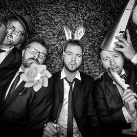 Bild: John Beton & the five Holeblocks