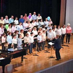 Bild: Gemeinschaftskonzert der Musikschule Ehingen und des MontagsChores