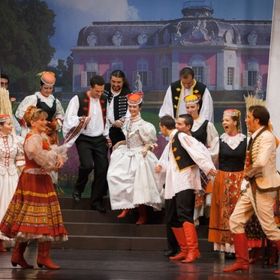 Bild: Gräfin Mariza - Operettenbühne Wien