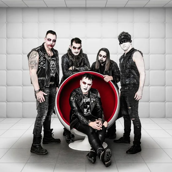 Bild: Bloodsucking Zombies From Outer Space