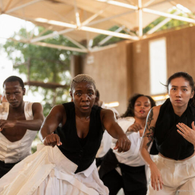 Bild: Mouvoir - Tanzhaus nrw