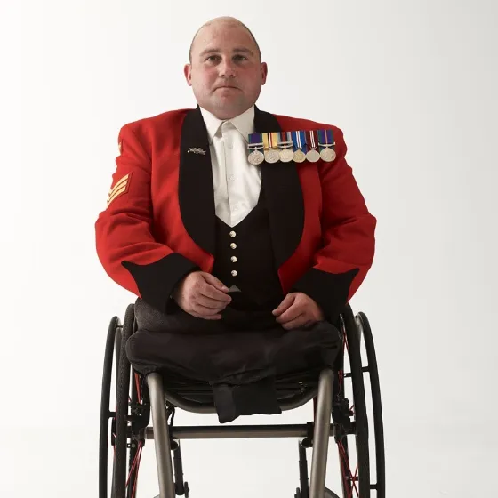 Bild: Bryan Adams: Wounded - The Legacy of War