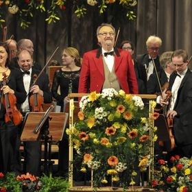 Bild: Neujahrskonzert mit dem Johann-Strauß-Orchester Wiesbaden