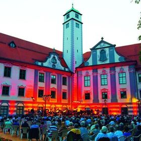 Bild: Konzerte im Fronhof