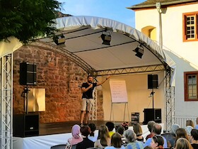 U20 Poetry Slam - So. 21.07.2024 um 19:30 Uhr - 63897 Miltenberg | Tickets