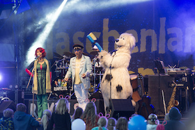 Bild: Taschenlampenkonzert - mit der Band Rumpelstil