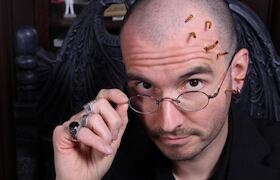 Bild: Dr. Mark Benecke - Kriminalfälle am Rande des Möglichen