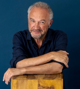 Bild: Aus einer Hand