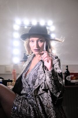 Bild: Malarina - mit „Trophäenraub“