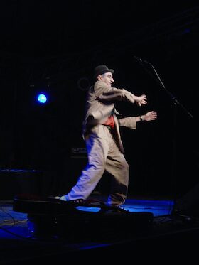 Bild: Georg Ringsgwandl - Schawumm