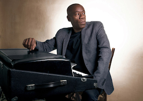 Bild: ROACHFORD - Then & Now 2026