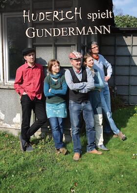 Bild: Huderich spielt Gundermann