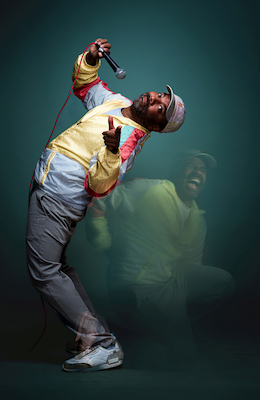 Bild: Simon Pearce - mit „Funny Bones“