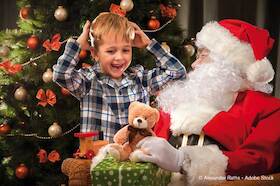 Bild: Nikolausfahrt - 2 Std. Schifffahrt mit Nikolaus an Bord.