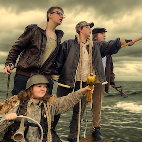 Bild: Wir sind der Anfang - (10+) - Premiere