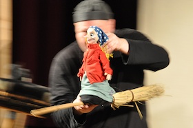 Bild: Die kleine Hexe