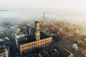 Bild: Blickpunkt Rathaus, Turm & Co.