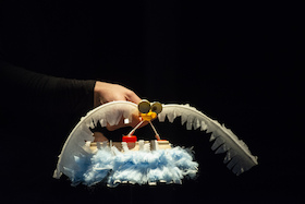 Bild: NICHTS oder Herr Käseweis fliegt zum Mond