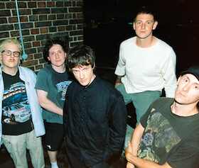 Bild: BASEMENT - Support: GLARE