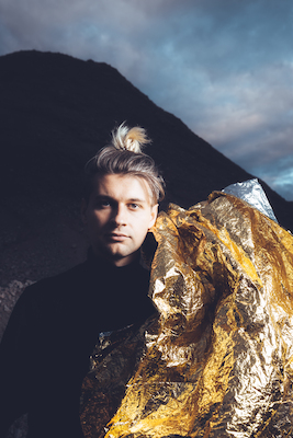 Bild: ALLEIN MIT DEM REST DER WELT #2