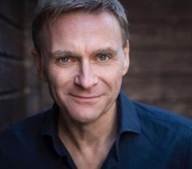 Bild: Thomas Nicolai: „Mit Alles! EXTRASCHARF!“