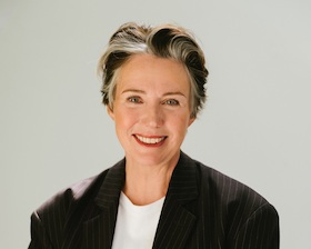 Bild: Ildikó von Kürthy - „ALT GENUG“