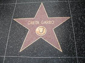 Bild: Von Berlin nach Hollywood: Menschen im Hotel (USA 1932, OmU)