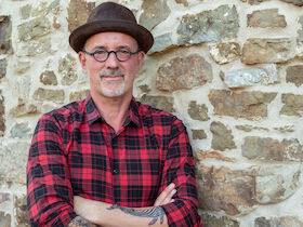 Bild: Stefan Gliwitzki liest aus "Ooge"