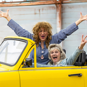 Bild: Die Fluchtpappe - mit Ossi Buffett