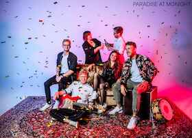 Bild: Tanz in den Mai - mit Paradise At Midnight & Party mit DJane Kirsten!