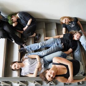 Bild: TANKE FÜR UNS ALLEIN!