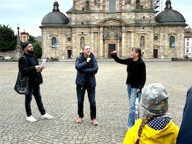 Bild: STATTführung - Die vollkommen improvisierte Stadt­führung der etwas anderen Art