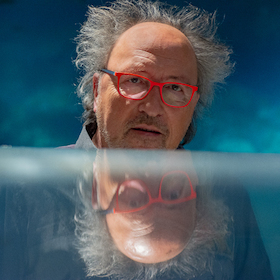 Bild: Urban Priol - Im Fluss.