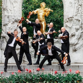 Bild: Mnozil Brass - STRAU$$