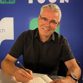 Bild: Prof. Dr. Fred Zack live bei uns mit "Dreifachmord - Weitere spannende und au