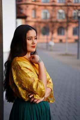 Bild: Gerda Iguchi - STIMMEN 2026