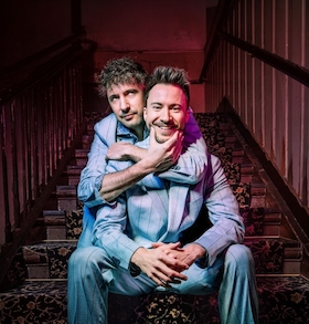 Bild: Ass- Dur: Bruderliebe