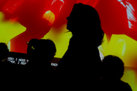 Bild: TURNS: ECO/EXO - WOLVES AND THROATS