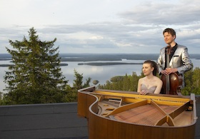 Bild: Jussi Makkonen, Violoncello & Nazig Azezian, Klavier